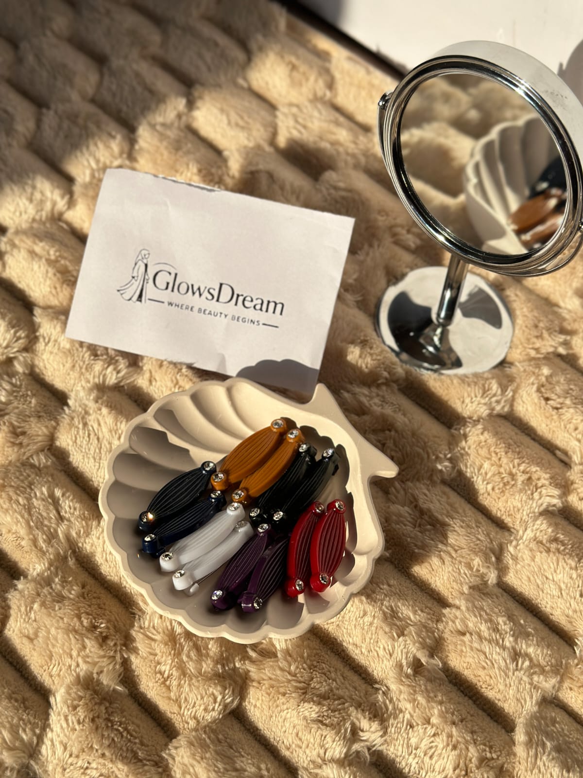 2 Pair of Plastic Brooch